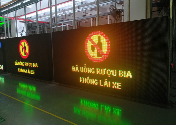 Pantalla LED dinámica modificada para requisitos particulares de la advertencia de Smart City de las señales de tráfico P10