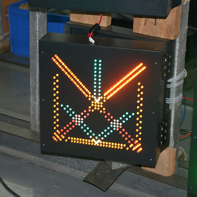 Tablero de la flecha del tráfico de VMS de las señales de tráfico de EN12966 Lane Control LED