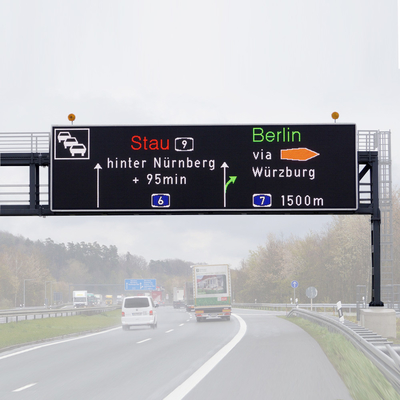 la autopista VMS de 12V 24V DC firma la exhibición a todo color al aire libre del tráfico del LED