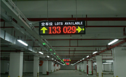 Aparcamiento de 12400 liendres que cuenta la dirección de la pantalla de la pantalla LED de los sistemas