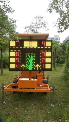 El remolque móvil del camión de las señales de peligro del tráfico EN12966 montó la pantalla del LED