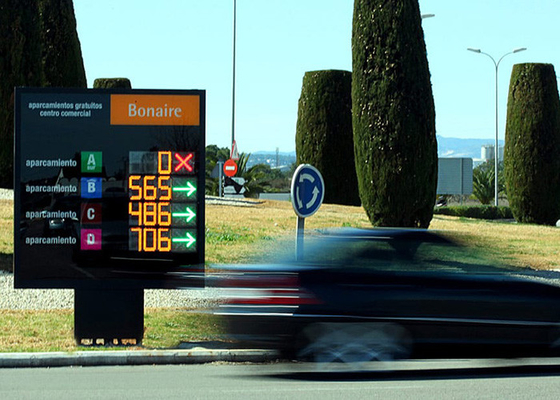 Logotipo modificado para requisitos particulares tablero de mensajes que parquea al aire libre de la pantalla LED de VMS de la INMERSIÓN de SMD