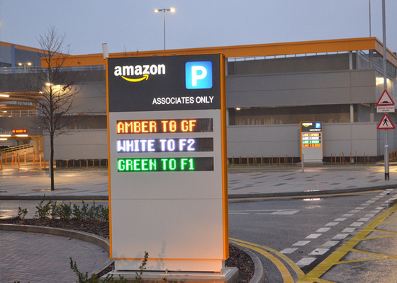 Alta pantalla LED a todo color del brillo EN12966 P12 para el estacionamiento