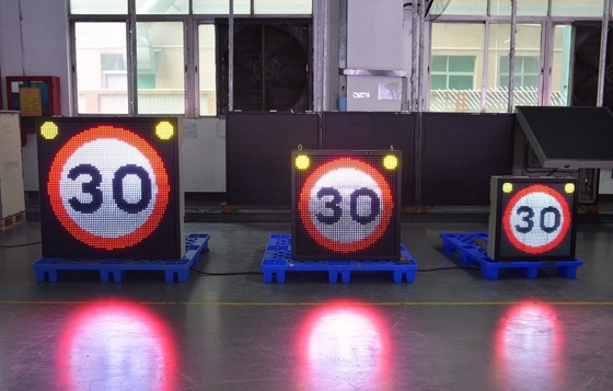 Tablero de cuidado de la seguridad de tráfico de VMS de la muestra del límite de velocidad de la carretera de P20 P25