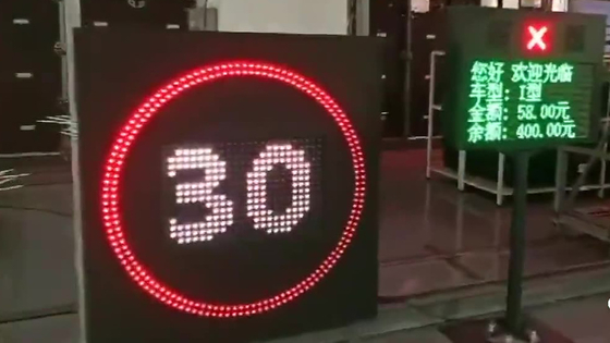 los microprocesadores de 5m m SUMERGEN el tablero de mensaje de advertencia del tráfico del límite de velocidad del LED VMS