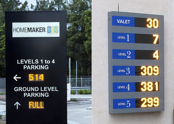 Pantalla LED impermeable al aire libre a todo color del aparcamiento IP65 de P12 VMS