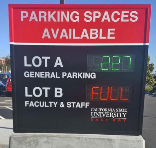 Alta pantalla LED a todo color del brillo EN12966 P12 para el estacionamiento